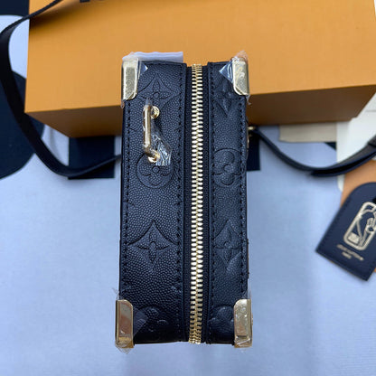 Franco Shops - Louis Vuittons  - 10125