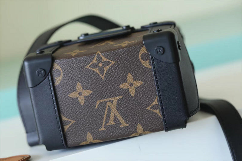 Franco Shops - Louis Vuittons  - 9960