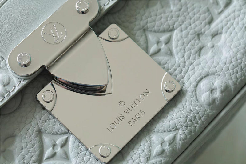 Franco Shops - Louis Vuittons  - 9909