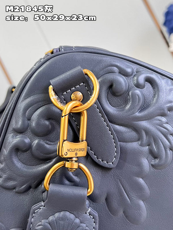 Franco Shops - Louis Vuittons  - 15371