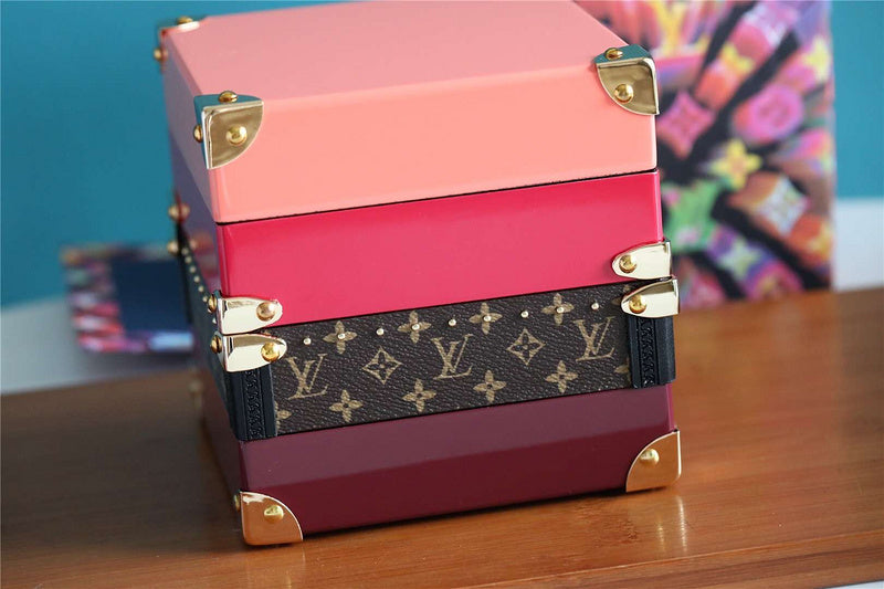 Franco Shops - Louis Vuittons  - 9507