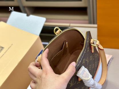 Franco Shops - Louis Vuittons  - 15013