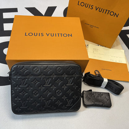 Franco Shops - Louis Vuittons  - 10111