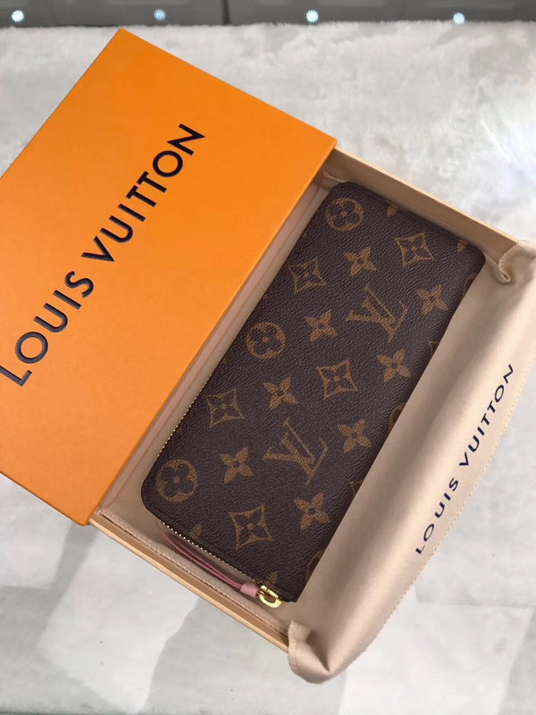 Franco Shops - Louis Vuittons  - 9419