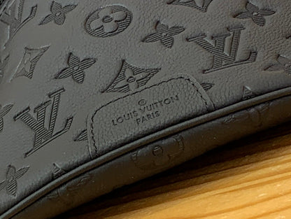 Franco Shops - Louis Vuittons  - 15290
