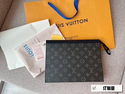 Franco Shops - Louis Vuittons  - 15081