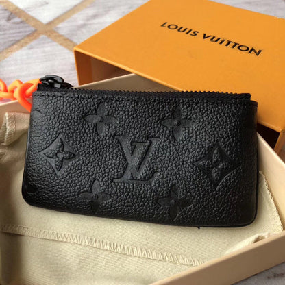 Franco Shops - Louis Vuittons  - 9186