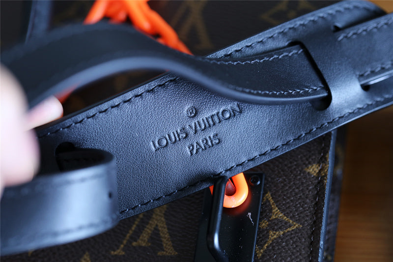 Franco Shops - Louis Vuittons  - 9846