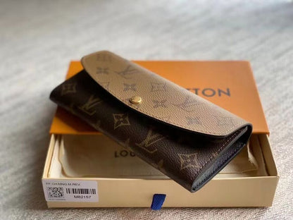 Franco Shops - Louis Vuittons  - 15763