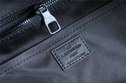 Franco Shops - Louis Vuittons  - 9625