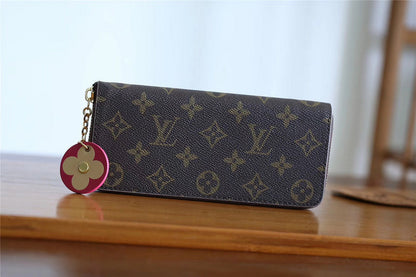 Franco Shops - Louis Vuittons  - 9420