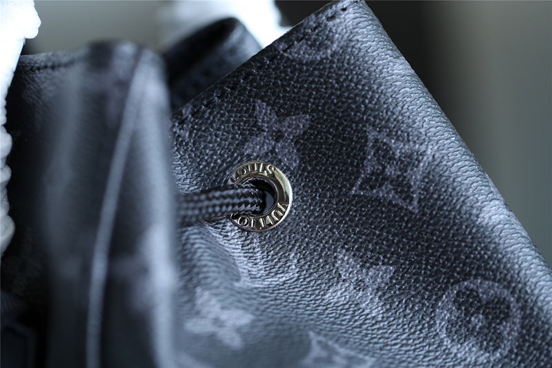 Franco Shops - Louis Vuittons  - 9739