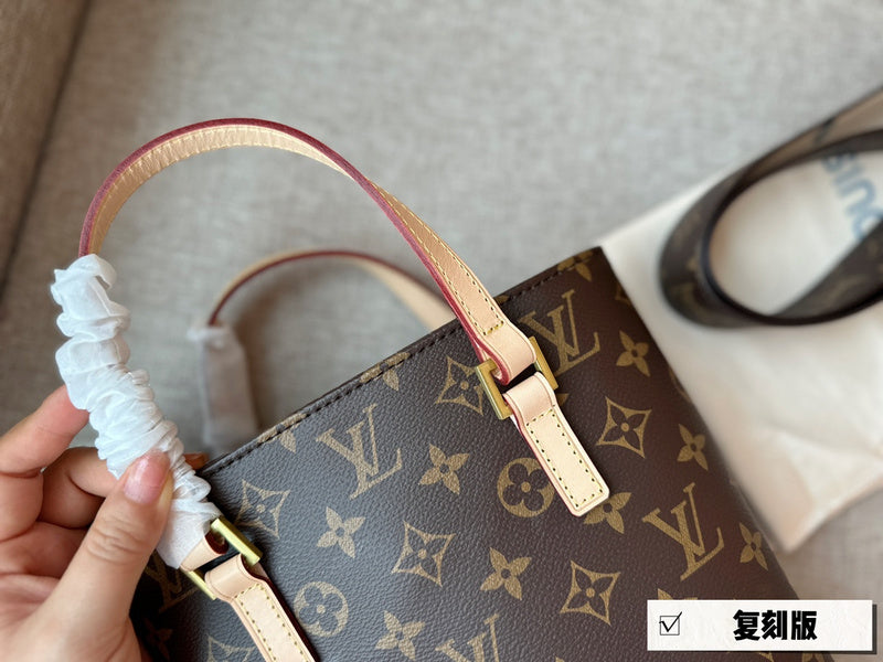 Franco Shops - Louis Vuittons  - 15079