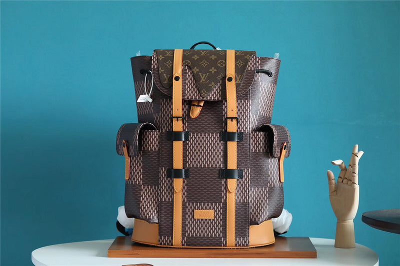 Franco Shops - Louis Vuittons  - 9673