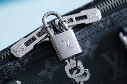 Franco Shops - Louis Vuittons  - 9442