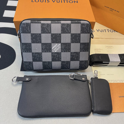 Franco Shops - Louis Vuittons  - 10066