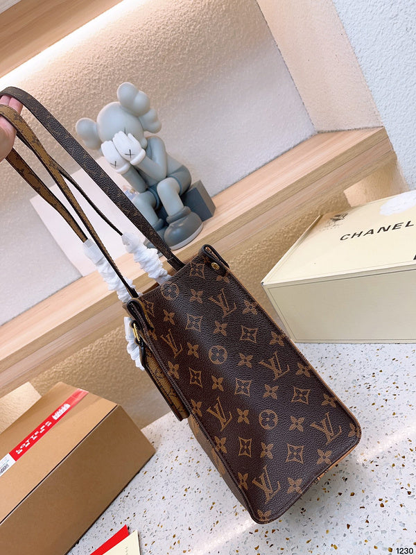 Franco Shops - Louis Vuittons  - 14911