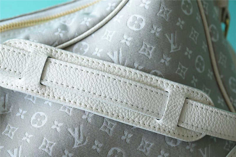 Franco Shops - Louis Vuittons  - 9943