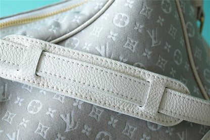 Franco Shops - Louis Vuittons  - 9943