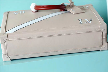 Franco Shops - Louis Vuittons  - 9806