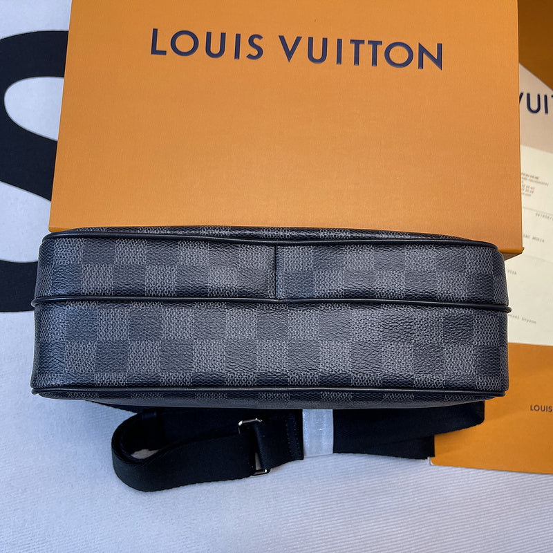 Franco Shops - Louis Vuittons  - 10075