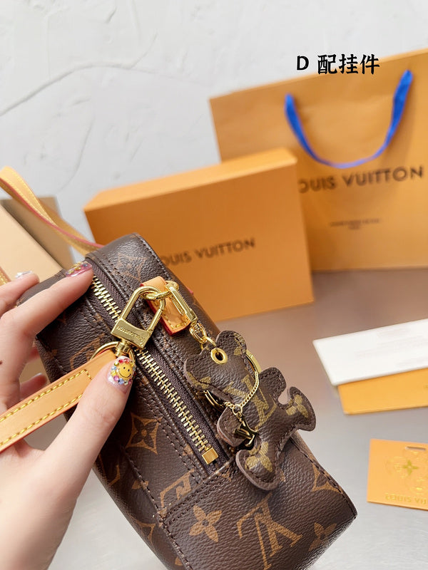 Franco Shops - Louis Vuittons  - 14961