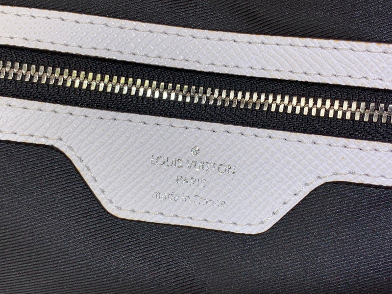 Franco Shops - Louis Vuittons  - 15426