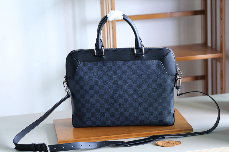 Franco Shops - Louis Vuittons  - 9880