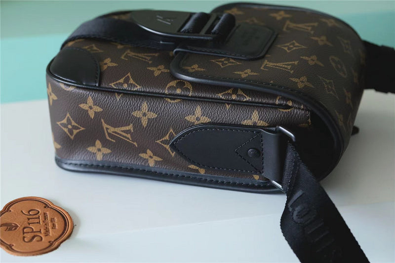 Franco Shops - Louis Vuittons  - 9995
