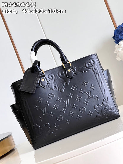 Franco Shops - Louis Vuittons  - 15477