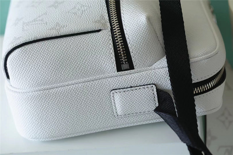 Franco Shops - Louis Vuittons  - 9949