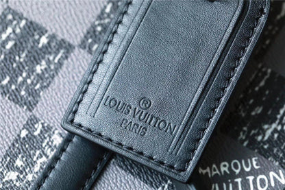Franco Shops - Louis Vuittons  - 9809