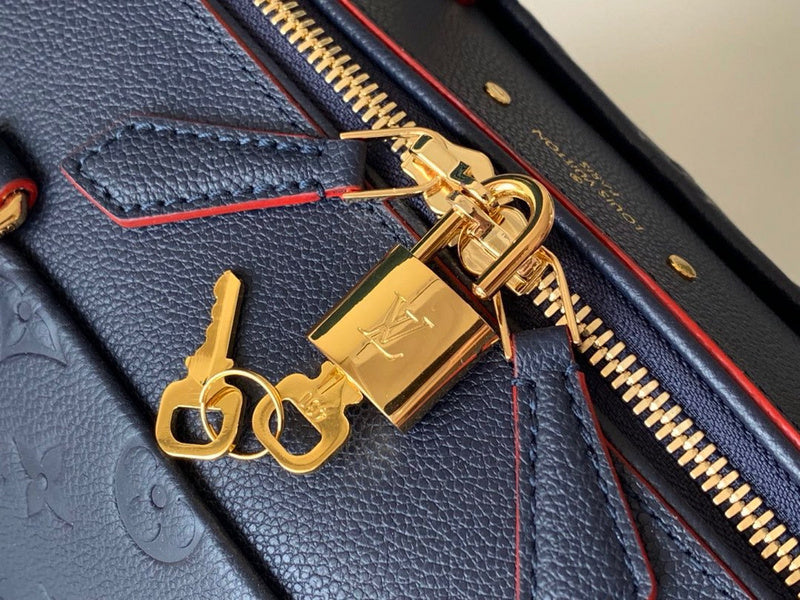 Franco Shops - Louis Vuittons  - 15217