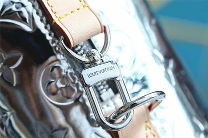 Franco Shops - Louis Vuittons  - 9816