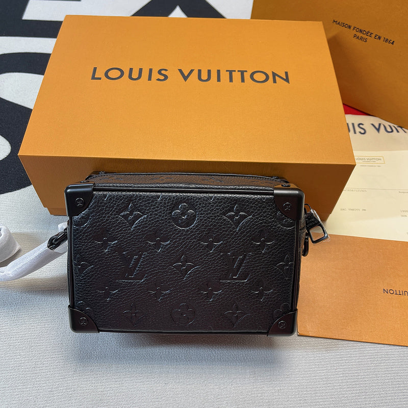 Franco Shops - Louis Vuittons  - 10152