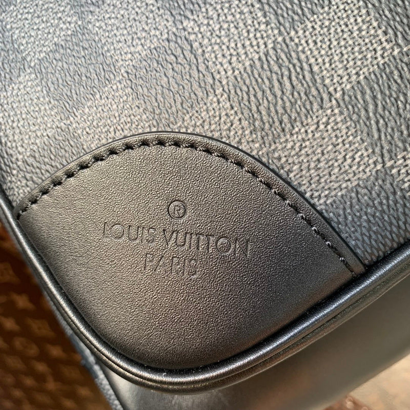 Franco Shops - Louis Vuittons  - 15322