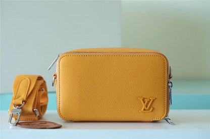 Franco Shops - Louis Vuittons  - 9974