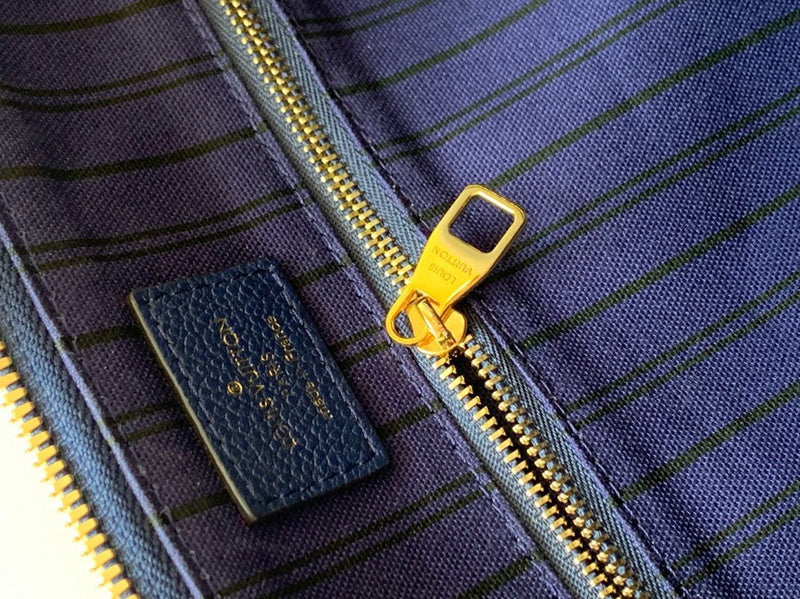 Franco Shops - Louis Vuittons  - 15213
