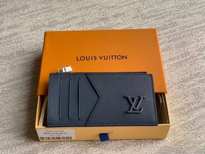 Franco Shops - Louis Vuittons  - 15678