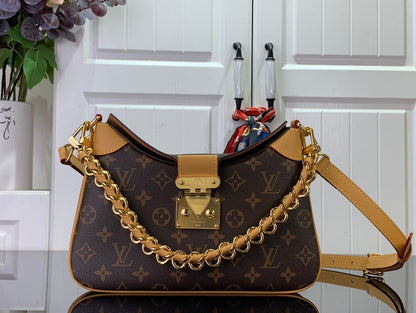 Franco Shops - Louis Vuittons  - 15244