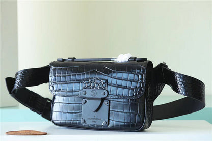 Franco Shops - Louis Vuittons  - 9962