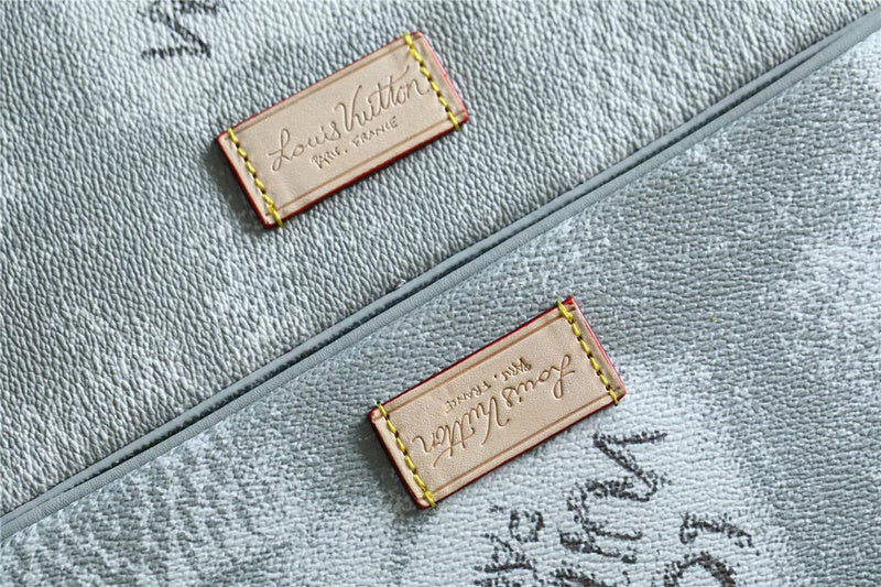 Franco Shops - Louis Vuittons  - 10063