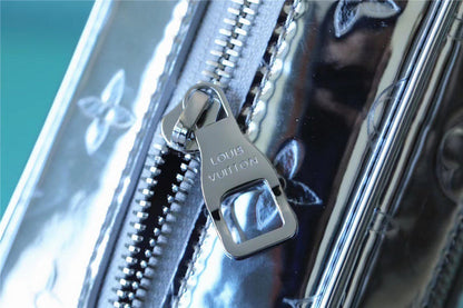 Franco Shops - Louis Vuittons  - 10178
