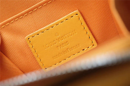 Franco Shops - Louis Vuittons  - 9975
