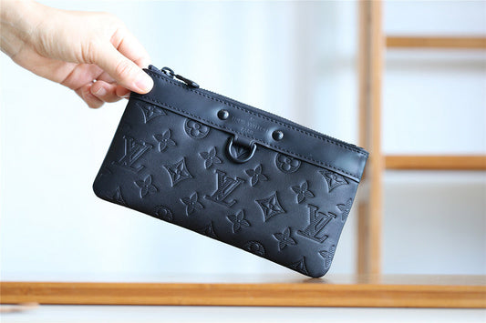 Franco Shops - Louis Vuittons  - 9262