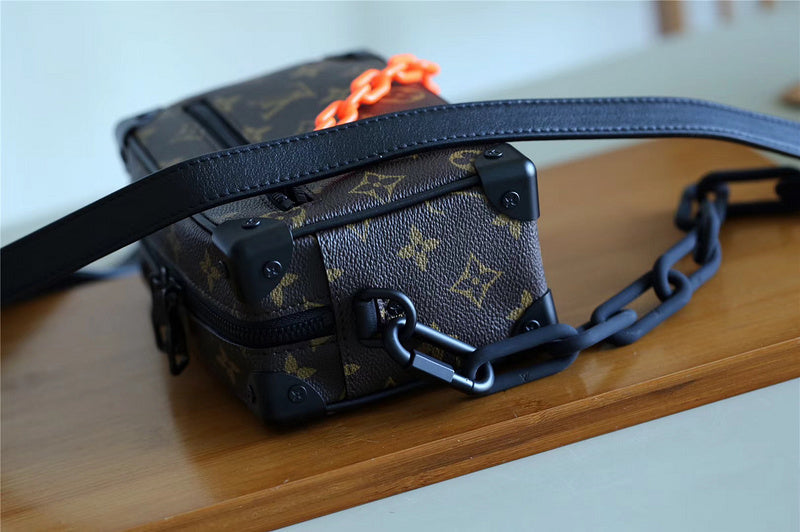 Franco Shops - Louis Vuittons  - 10072