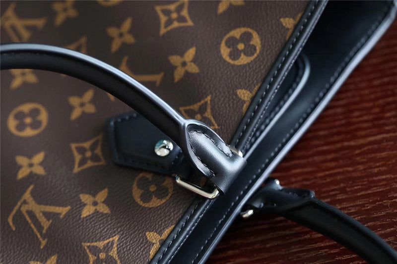Franco Shops - Louis Vuittons  - 9866