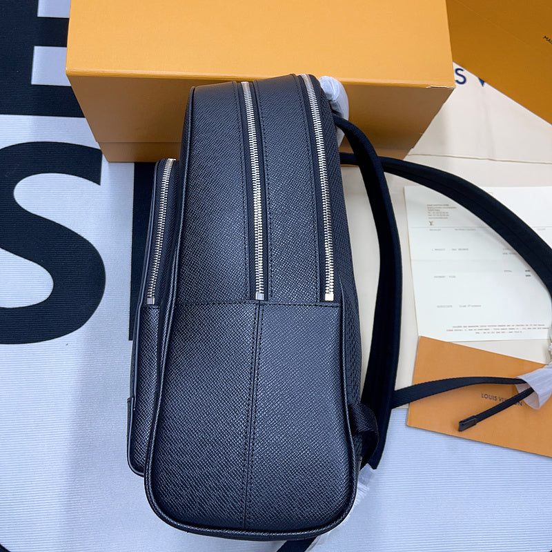 Franco Shops - Louis Vuittons  - 9596