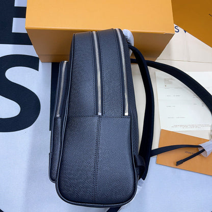 Franco Shops - Louis Vuittons  - 9596