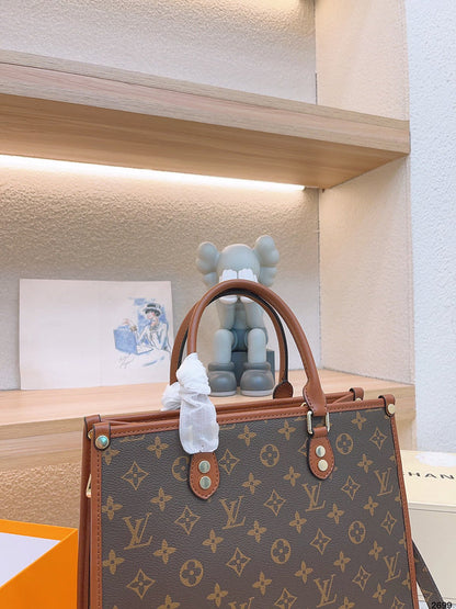 Franco Shops - Louis Vuittons  - 14901